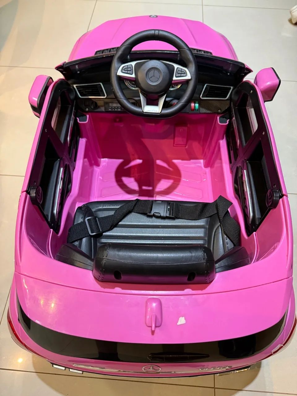 Carrinho Elétrico Infantil Mercedes-Benz AMG Rosa - Foto 4