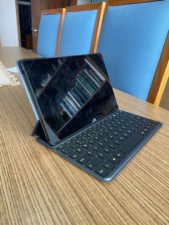 Tablet Positivo Vision Tab 10 Semi-Novo 128GB 4G RAM com Teclado  - Foto 2