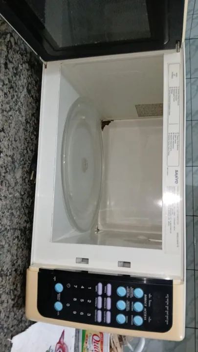 Microondas Sanyo modelo EM - 801TBPia de Banheiro e Pedestal - Foto 6