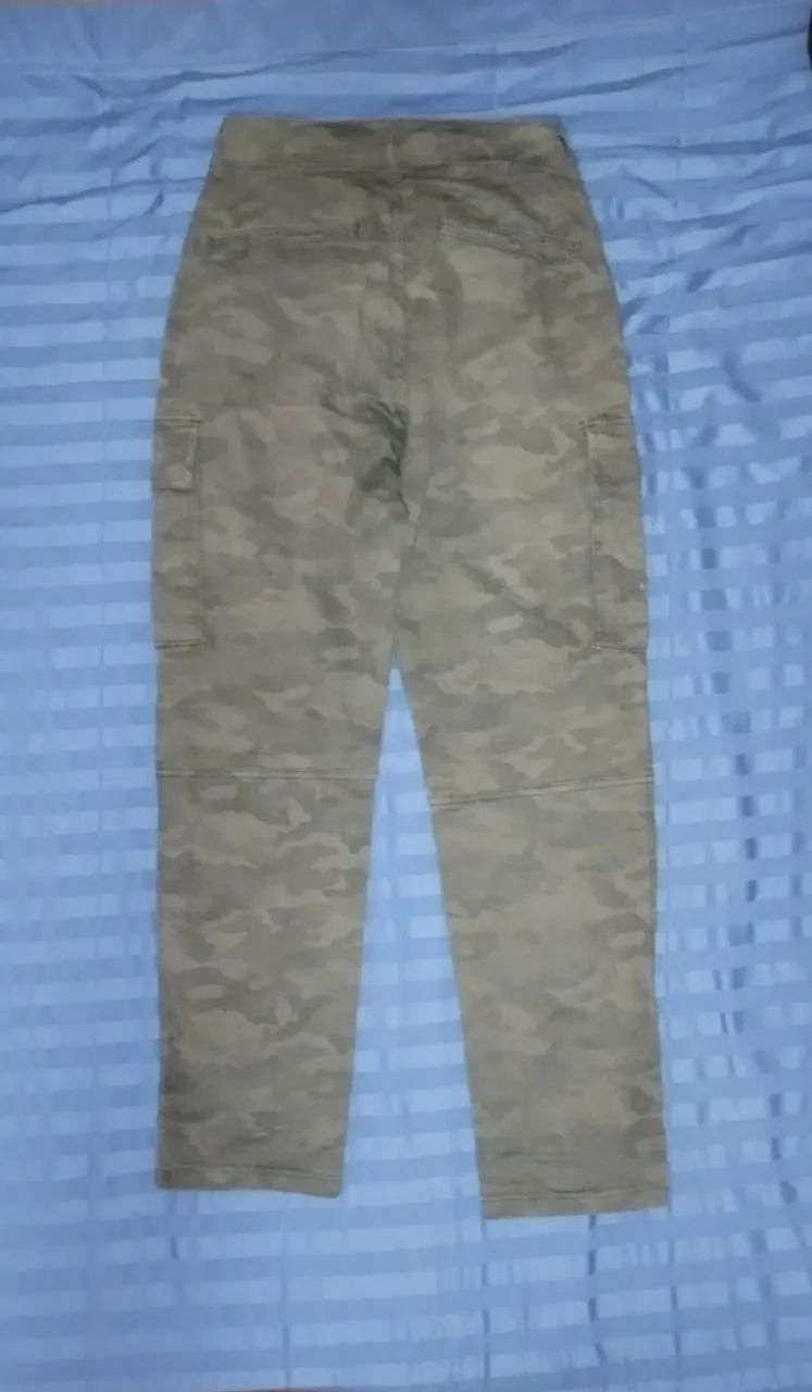 calça camuflada c&a  - Foto 3