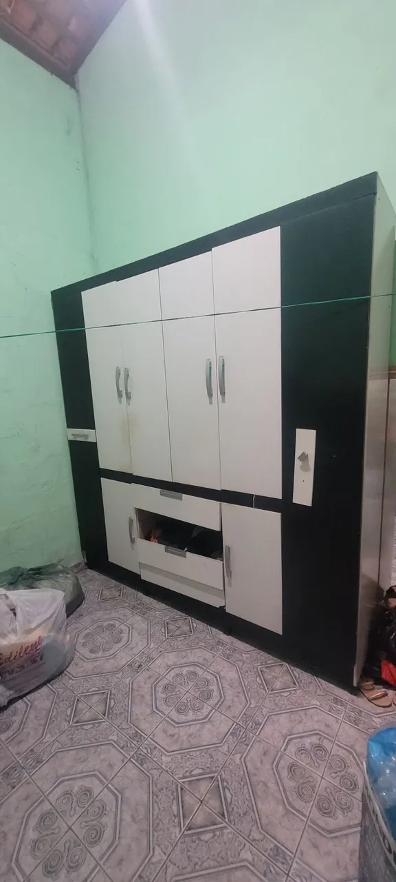 Guarda roupa 6 Portas com 3 Gavetas