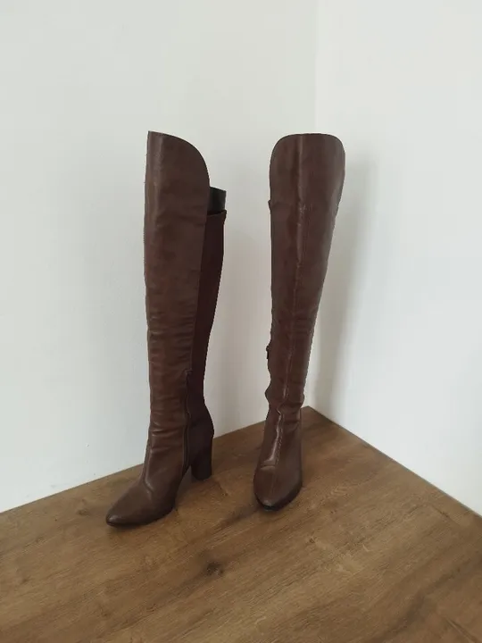 Botas salto grosso over the knee marrom 35 beira rio