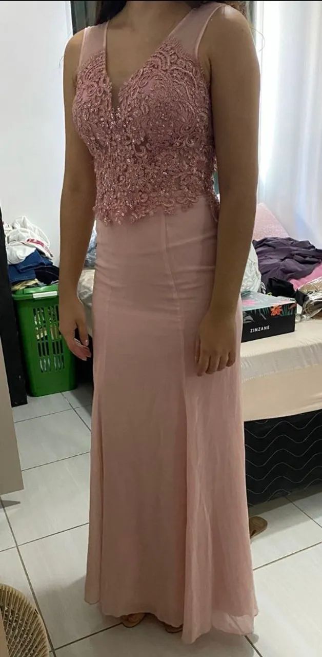 Vestido rosa de festa 
