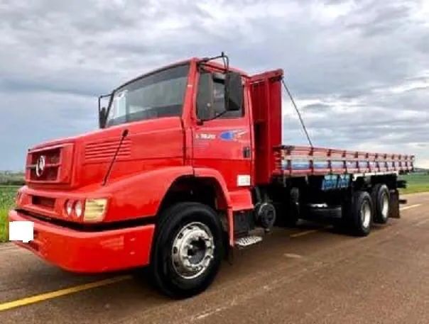  Mercedes-Benz 1620 /carroceria /2011