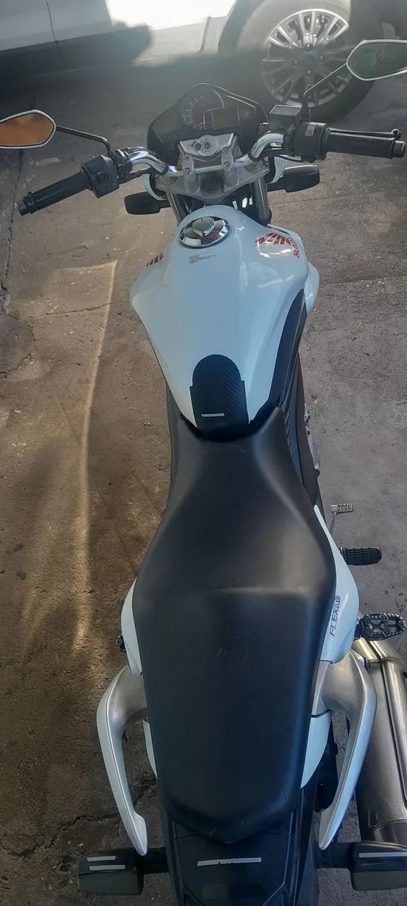 CB 300 A venda 