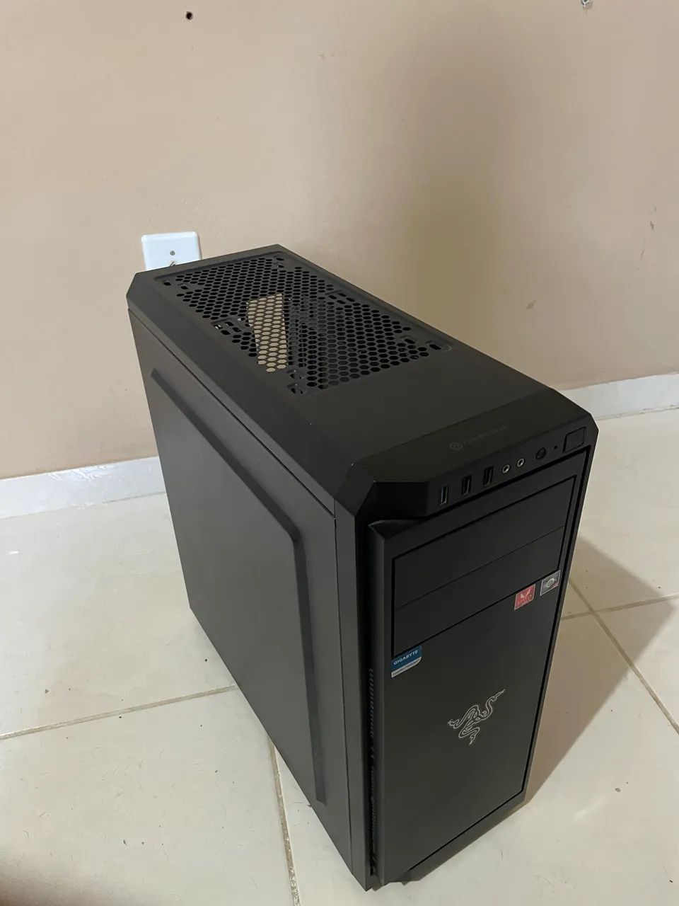 Gabinete Thermaltake tt v100 Full Tower - Foto 3