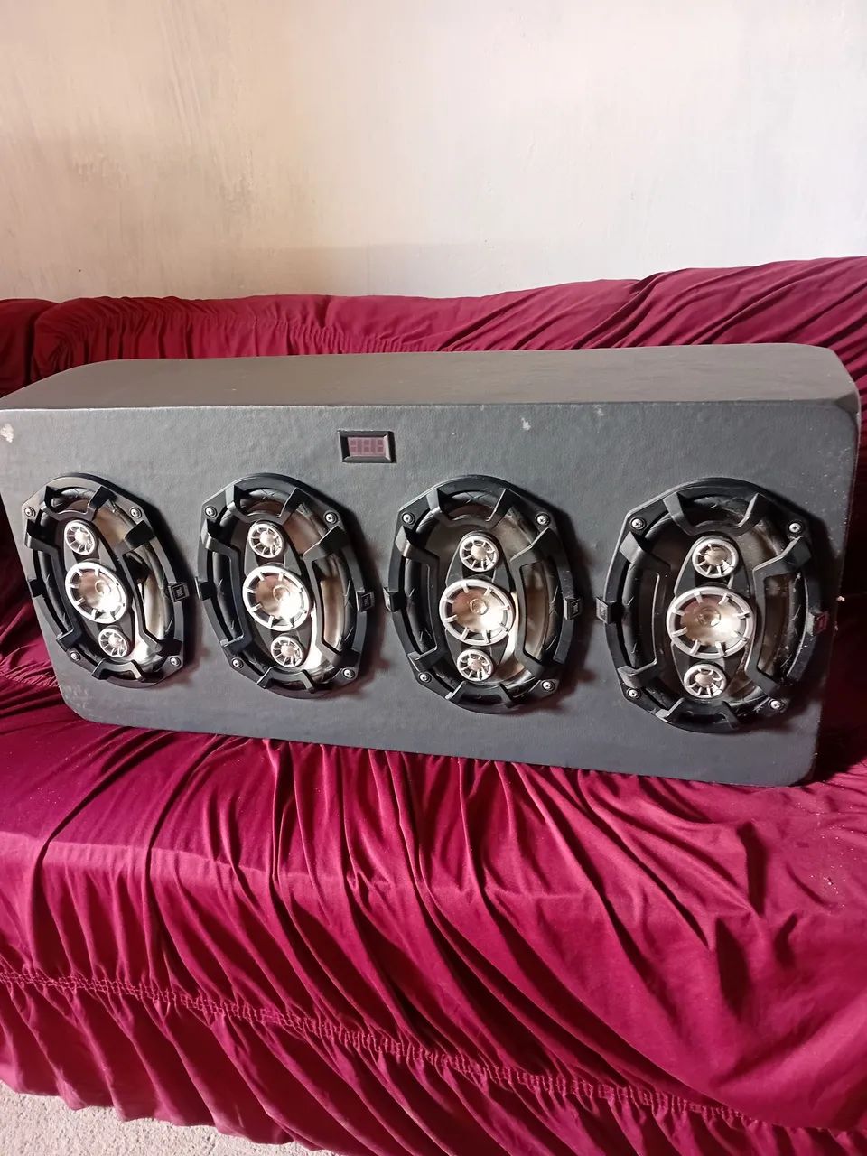 Vendo caixa de som com módulo 