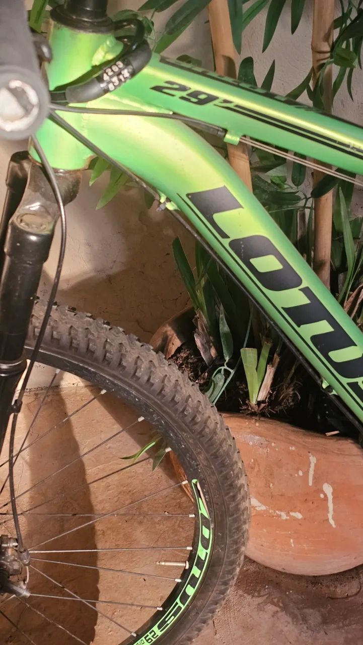 Bicicleta Lotus Aro 29 Alumínio com Suspensão e Freio a Disco - Foto 2