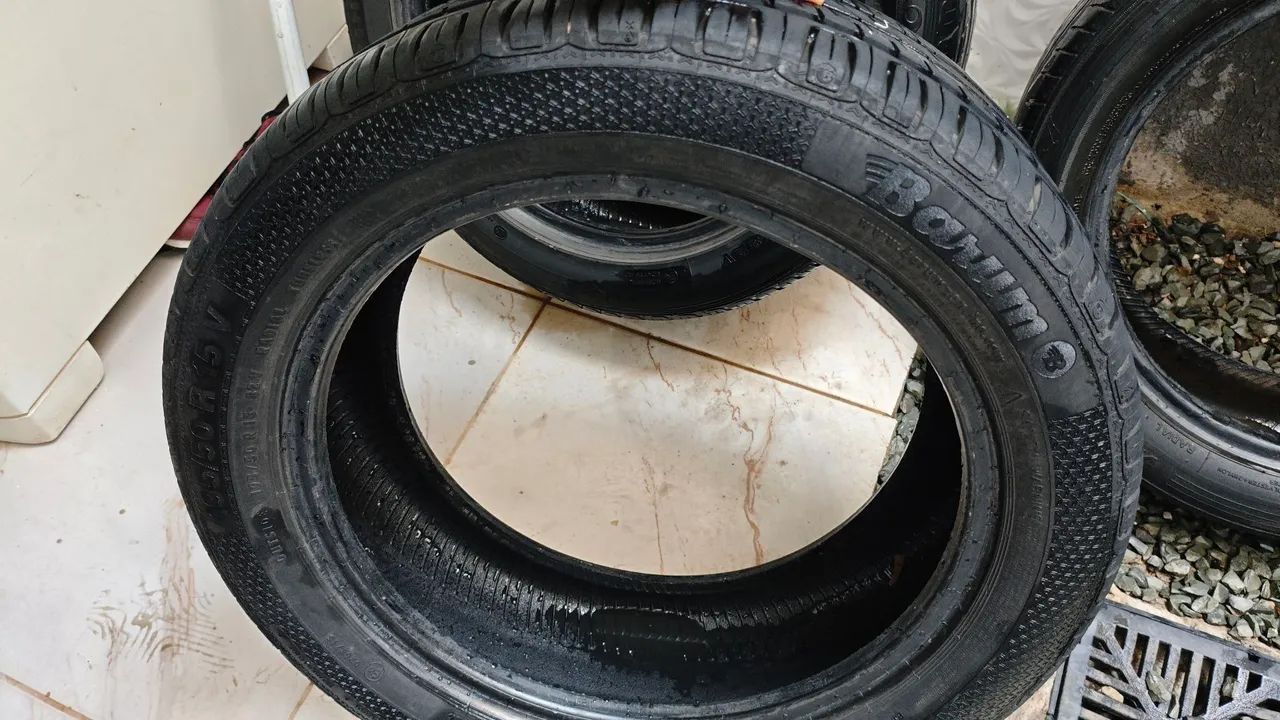 Jogo de pneu aro 15 195/50/15 - Foto 3