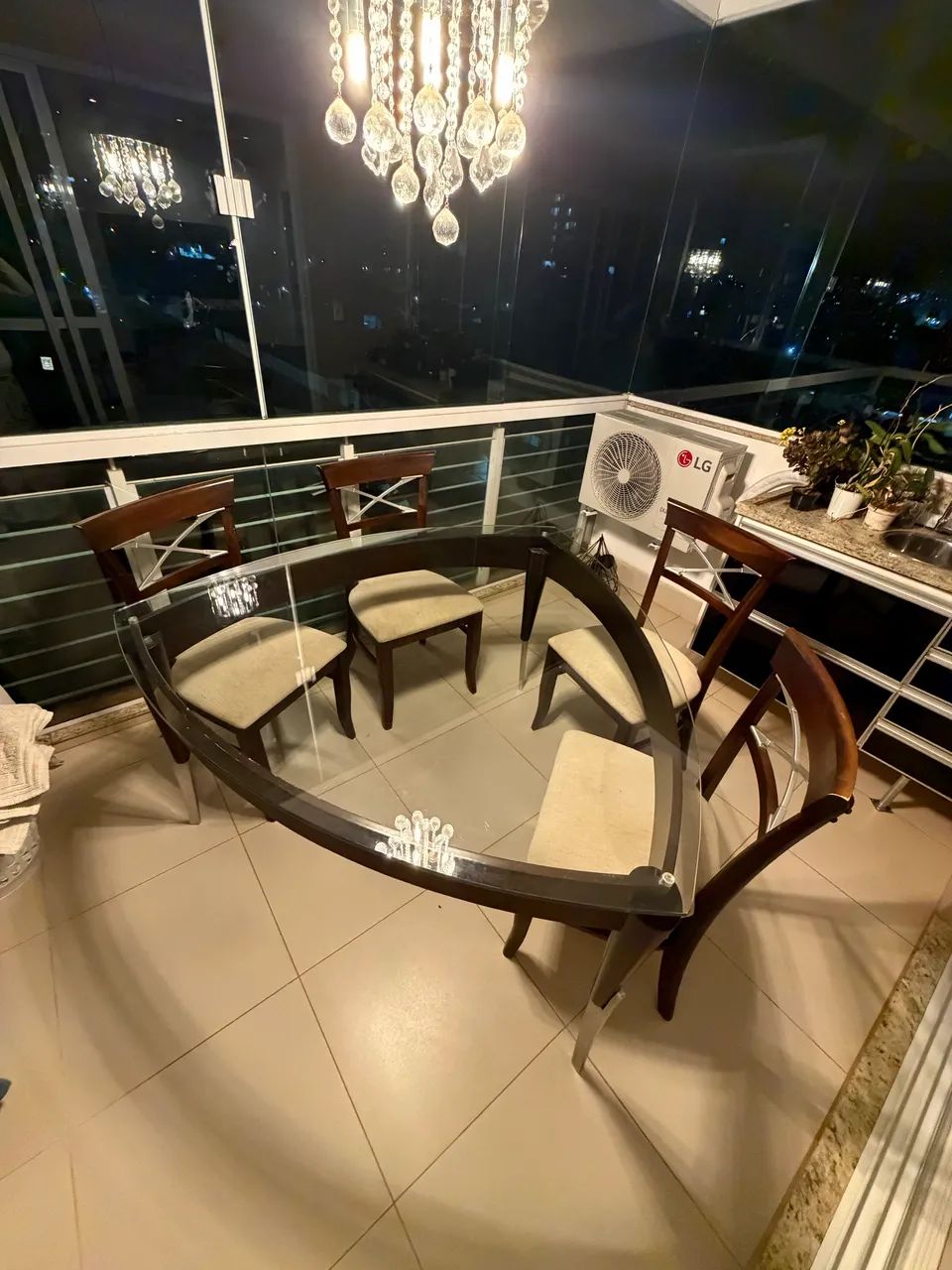 Mesa de jantar 6 cadeiras  - Foto 2