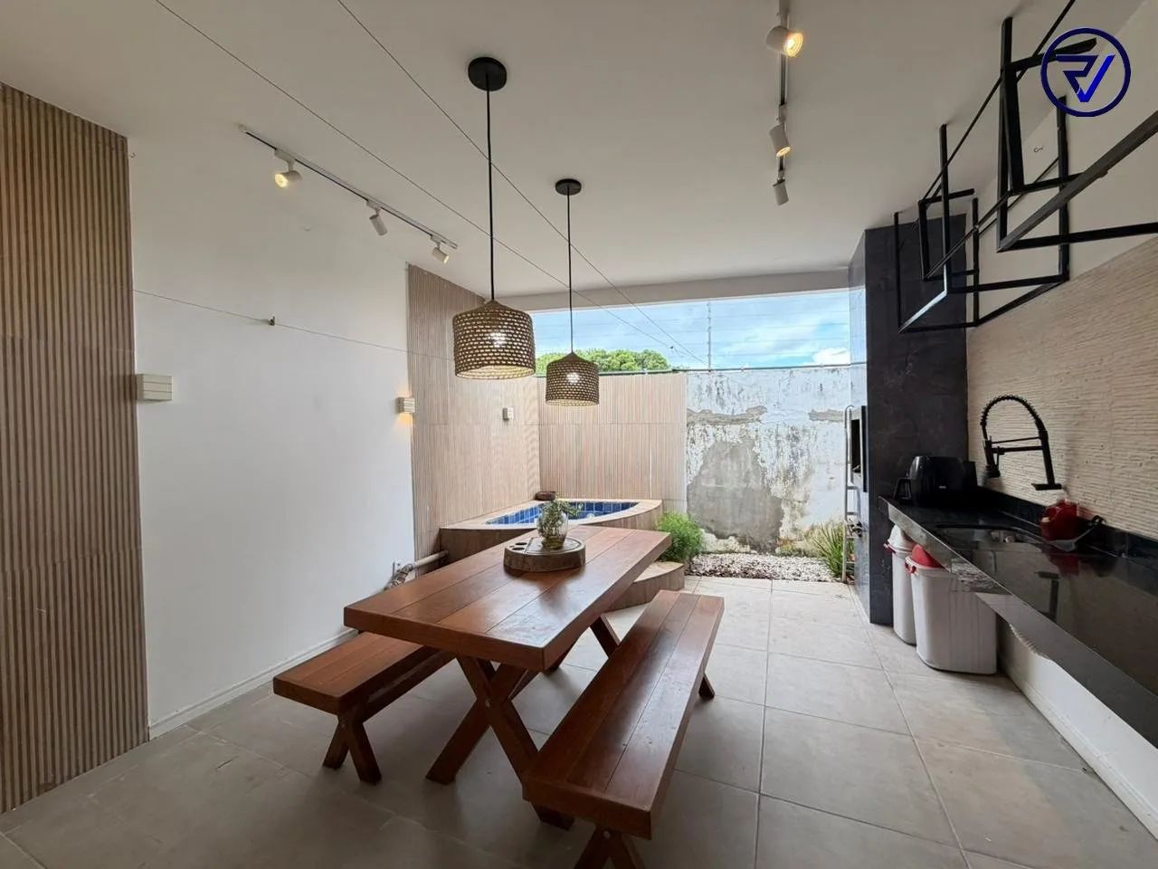 Duplex no Eusébio com Jacuzzi e Energia solar