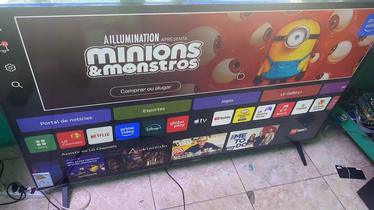 TV SMART LG 65 POLEGADAS 4K borda infinita semi nova ENTREGO  - Foto 5