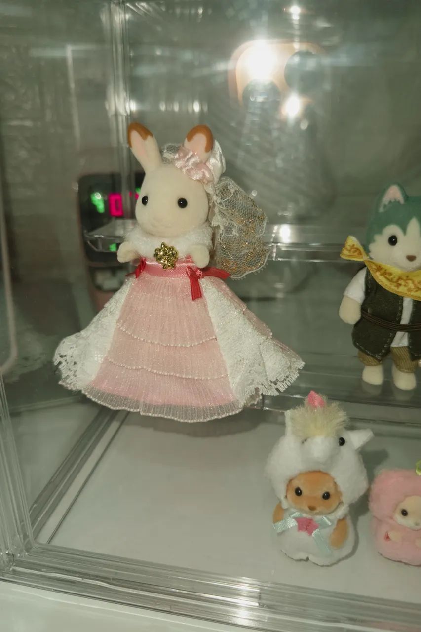 Mini coleção sylvanian + acrílico  - Foto 4