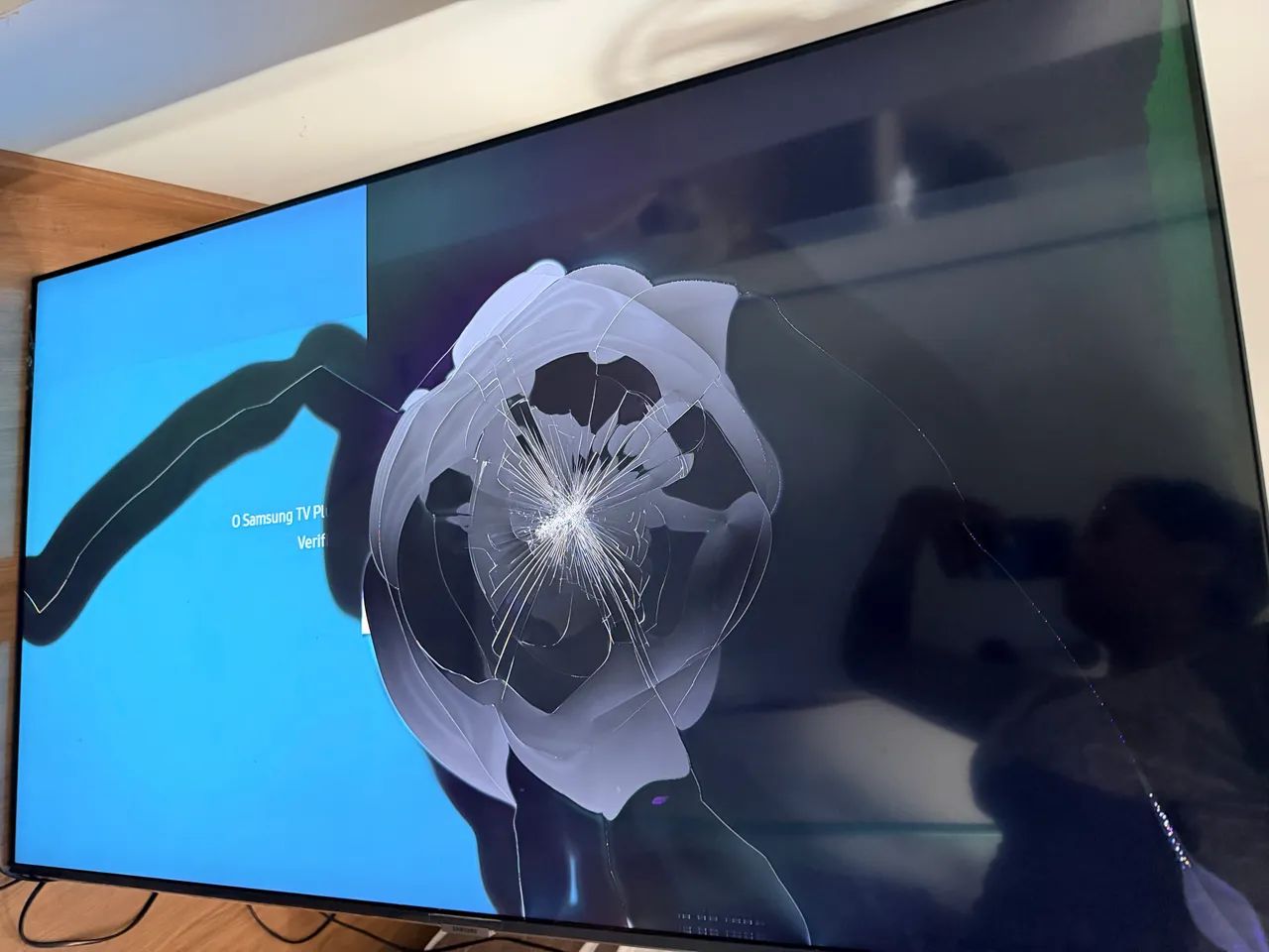 Vendo smart tv 43 Samsung para retirada de peças com nota  - Foto 3
