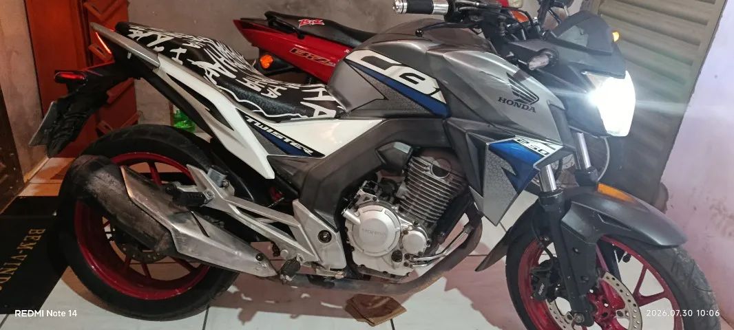 CB TWISTER 250  - Foto 2