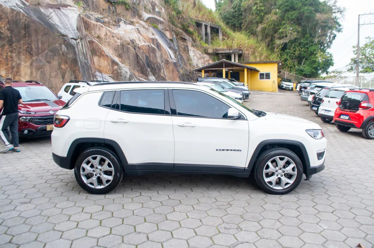Jeep Compass Longitude 2.0 4X2 Flex 16V Aut. 2021 - Foto 3