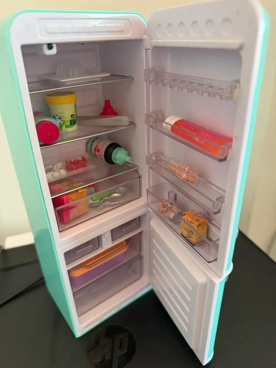 Vendo mini brands com acessórios 