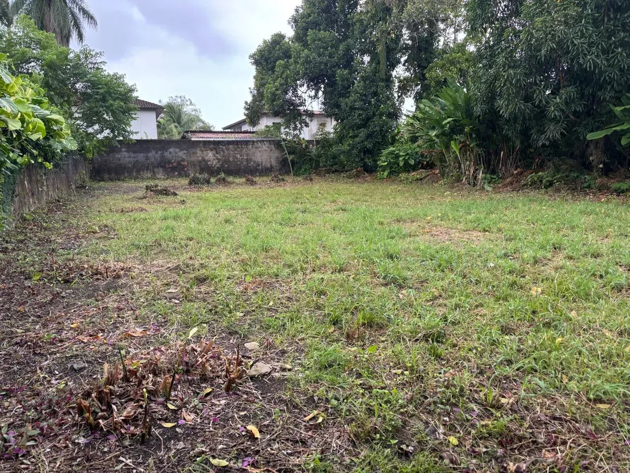 LOTE A 500M DO CENTRO COMERCIAL DE ALDEIA!!