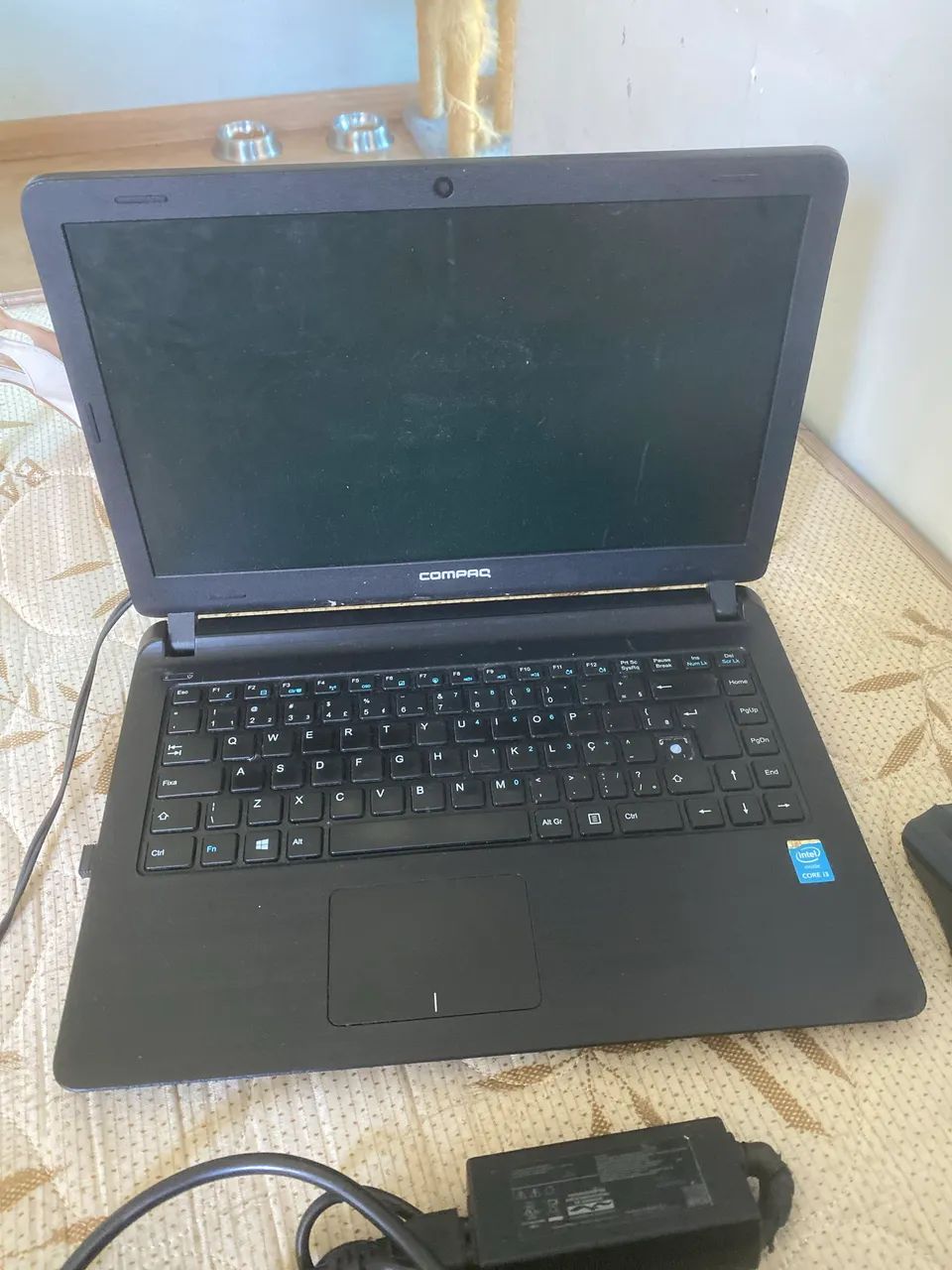 Vendo Notebook compaq com mouse sem fio