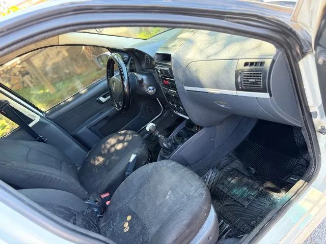 Fiat Siena HLX 1.8 MPI Flex 8V 4P 2007 - Foto 5