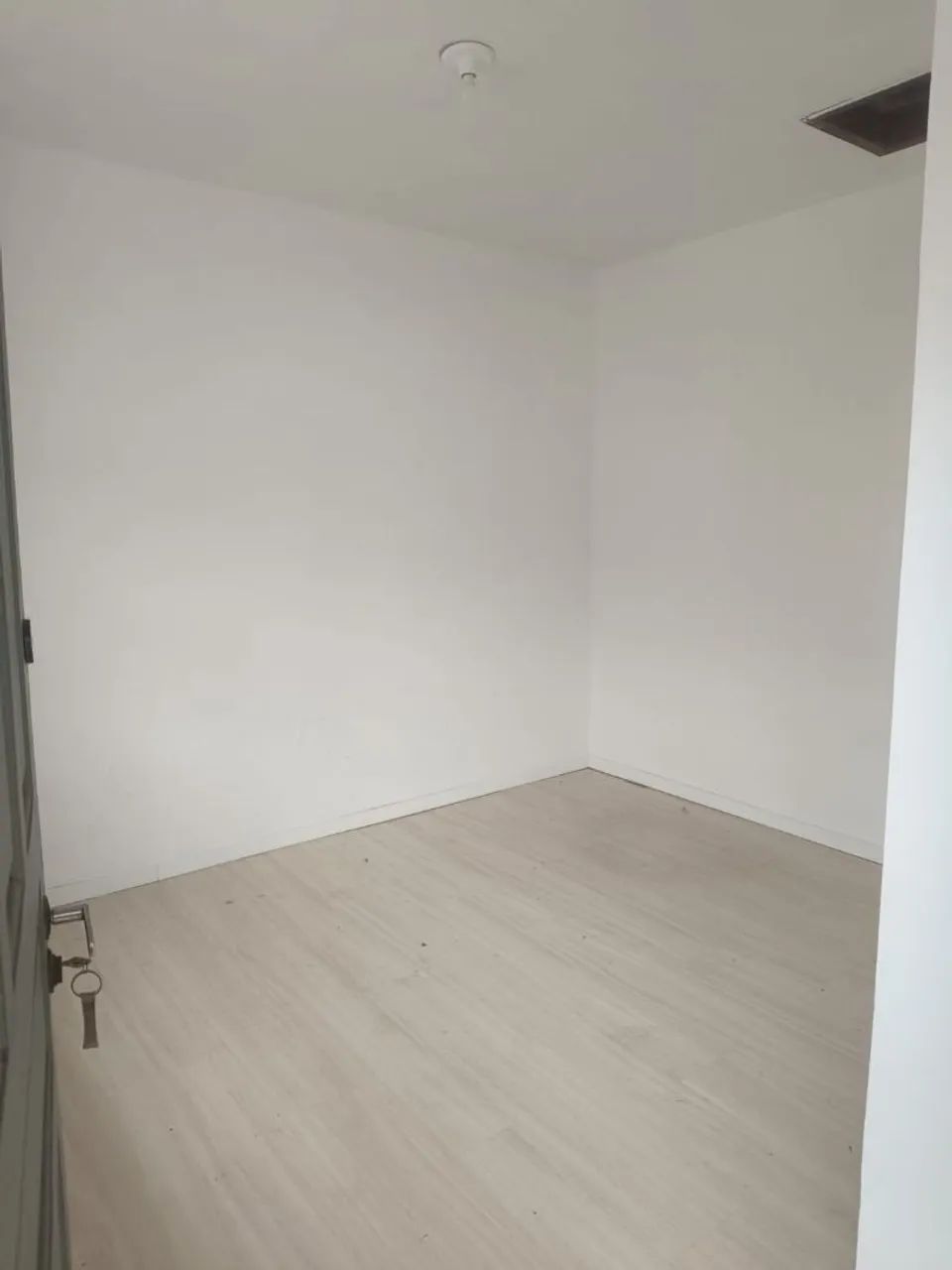 Excelente Localidade P/ Mulher Quarto com banheiro, internet incluso  - Foto 5