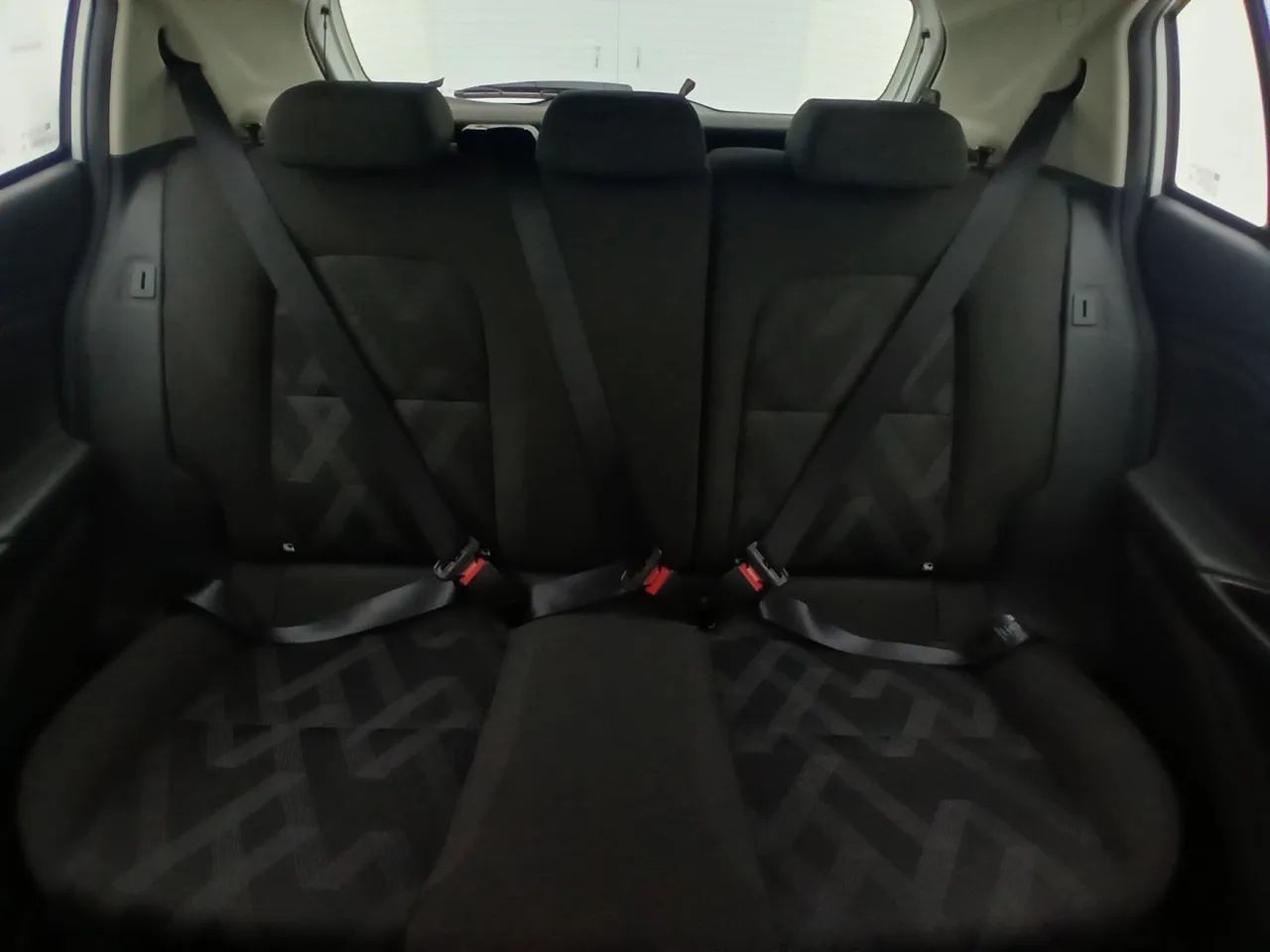 Chevrolet Onix Hatch 1.0 12V Flex Mec. 4P, foto 18 de 18