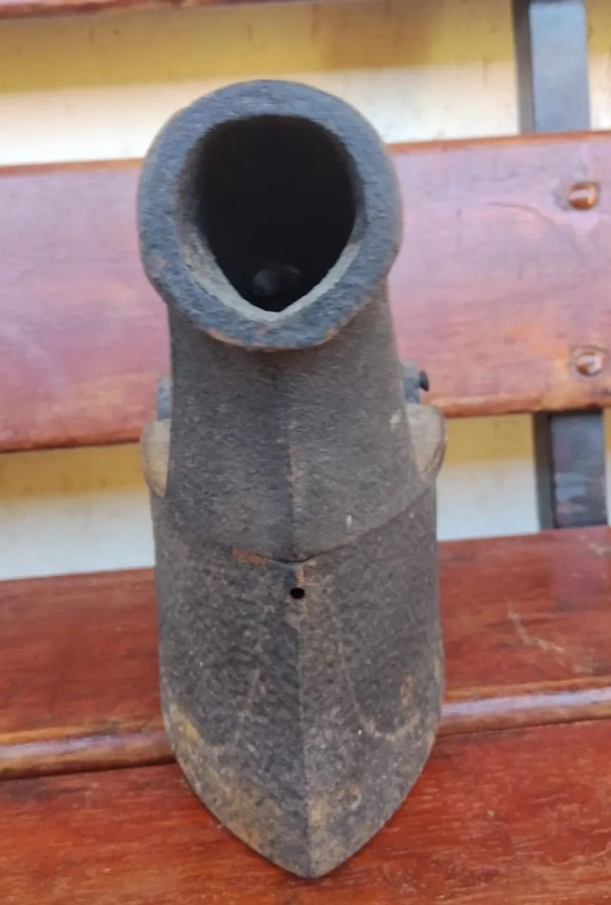 Antiguidade antigo ferro fundido ferro de passar a brasa ferro braseiro decoração cenário  - Foto 3