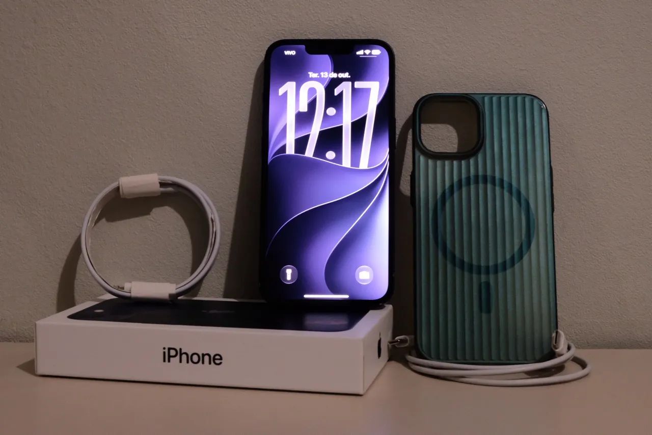 iPhone 13