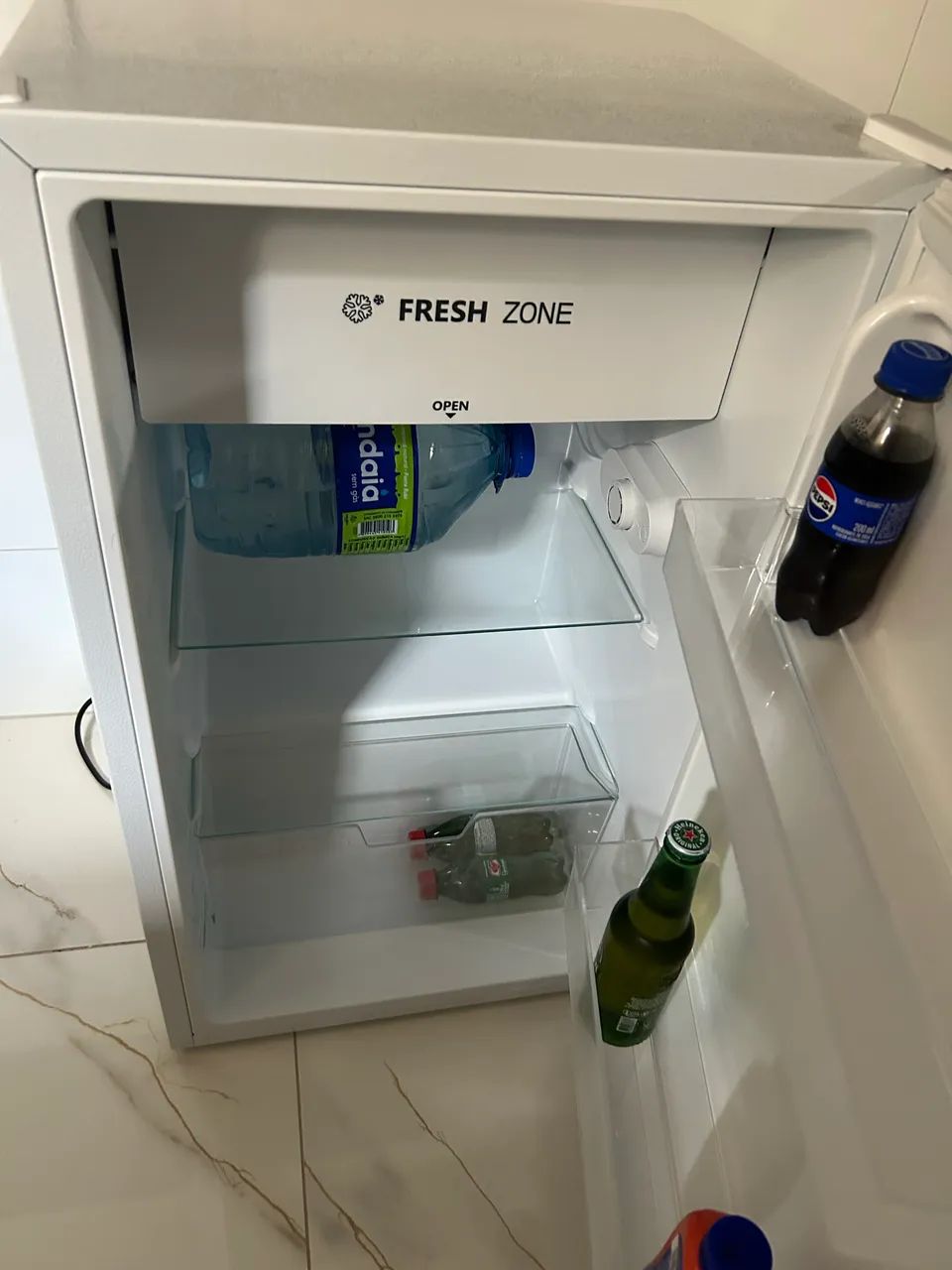 Frigobar Hisense 90 Litros - Foto 3