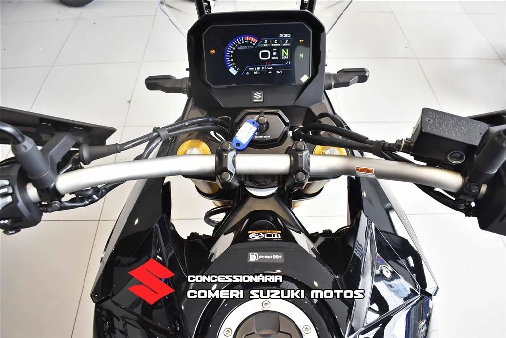 SUZUKI V-STROM 800 DE - Foto 5