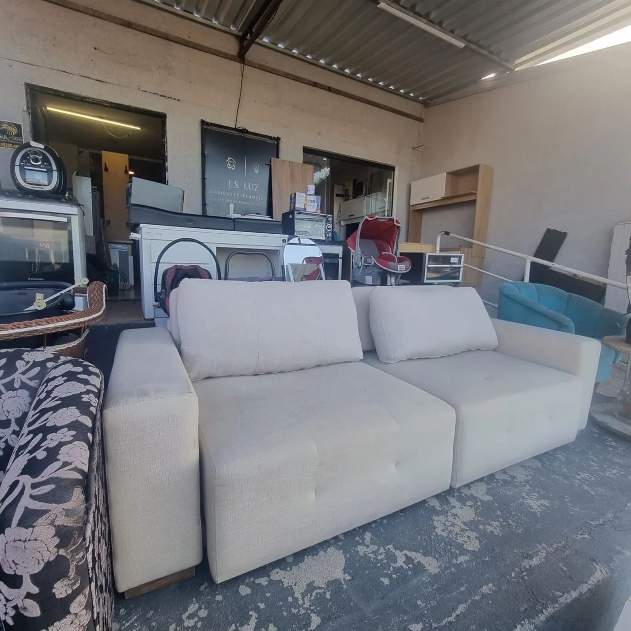2-Seater Sofa439340769026385921