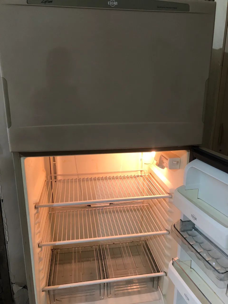 Geladeira Brastemp. Funcionando perfeitamente.  - Foto 4