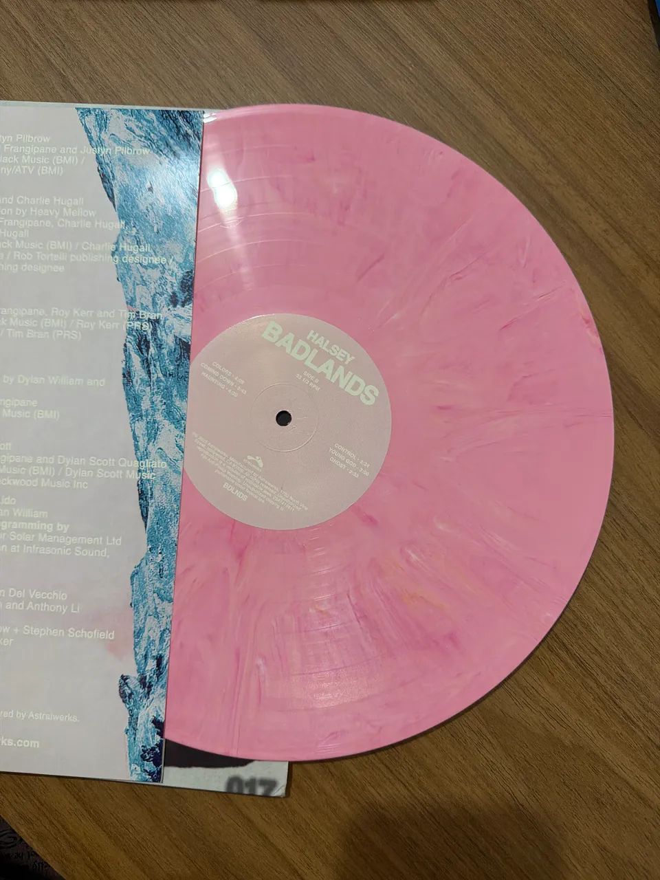 Vinil Halsey - Foto 5