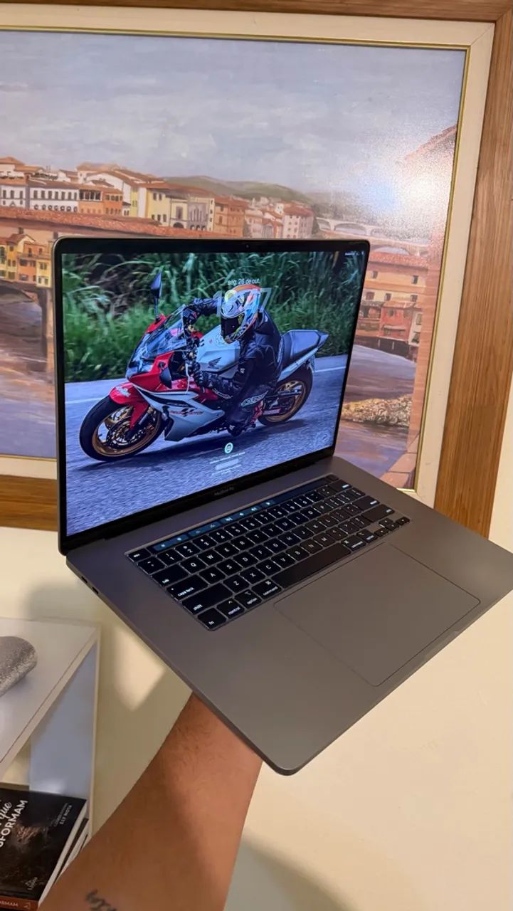 MacBook Pro 2019 i7 16 de Ram 