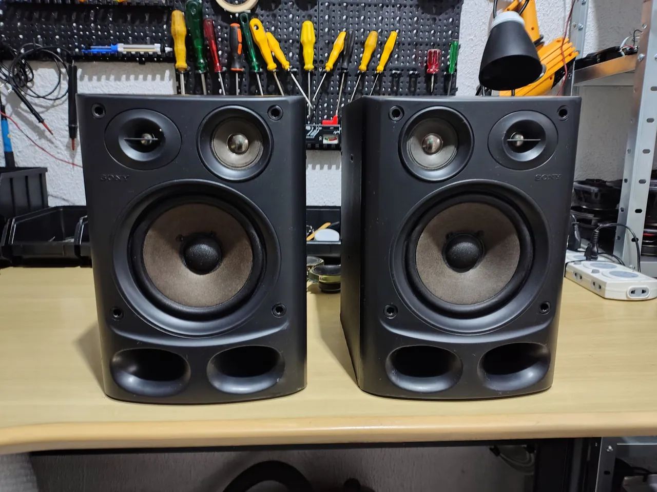 Caixas Sony 6 polegadas 3 viad 6 ohms.