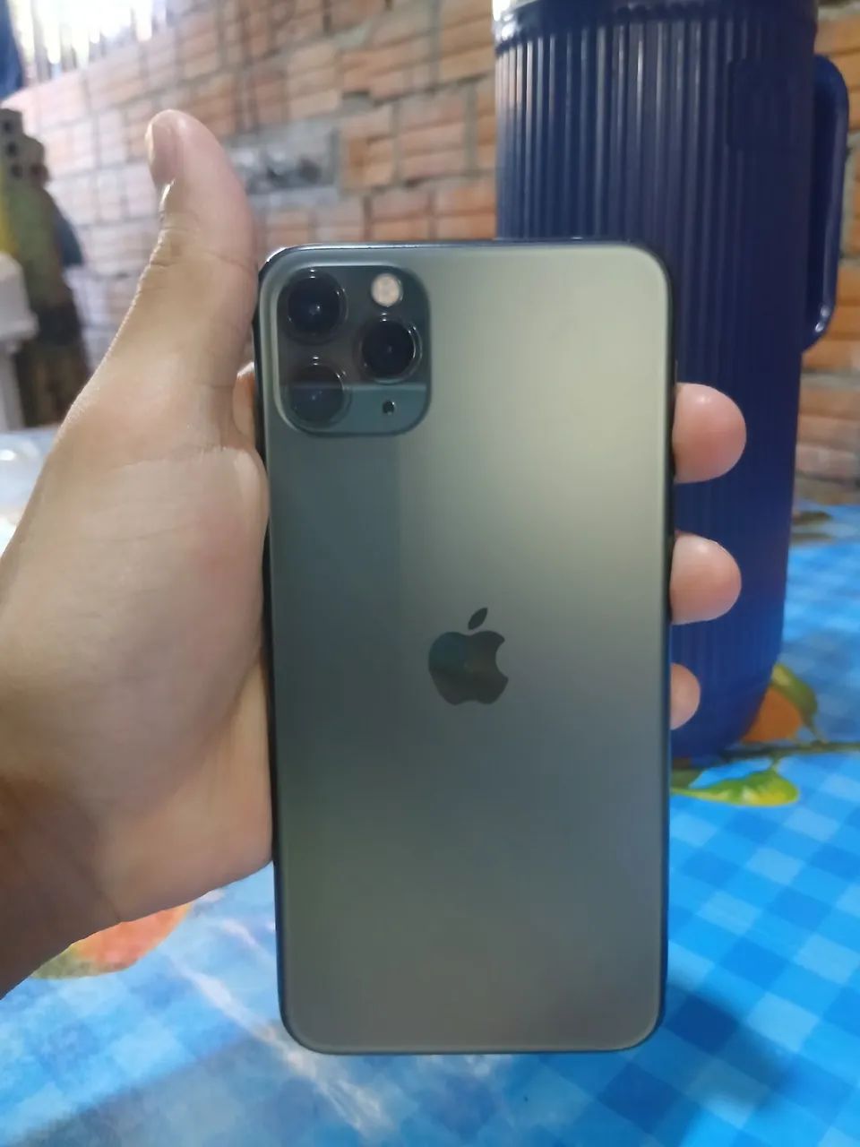 IPhone 11 Pro Max 64GB - Foto 2
