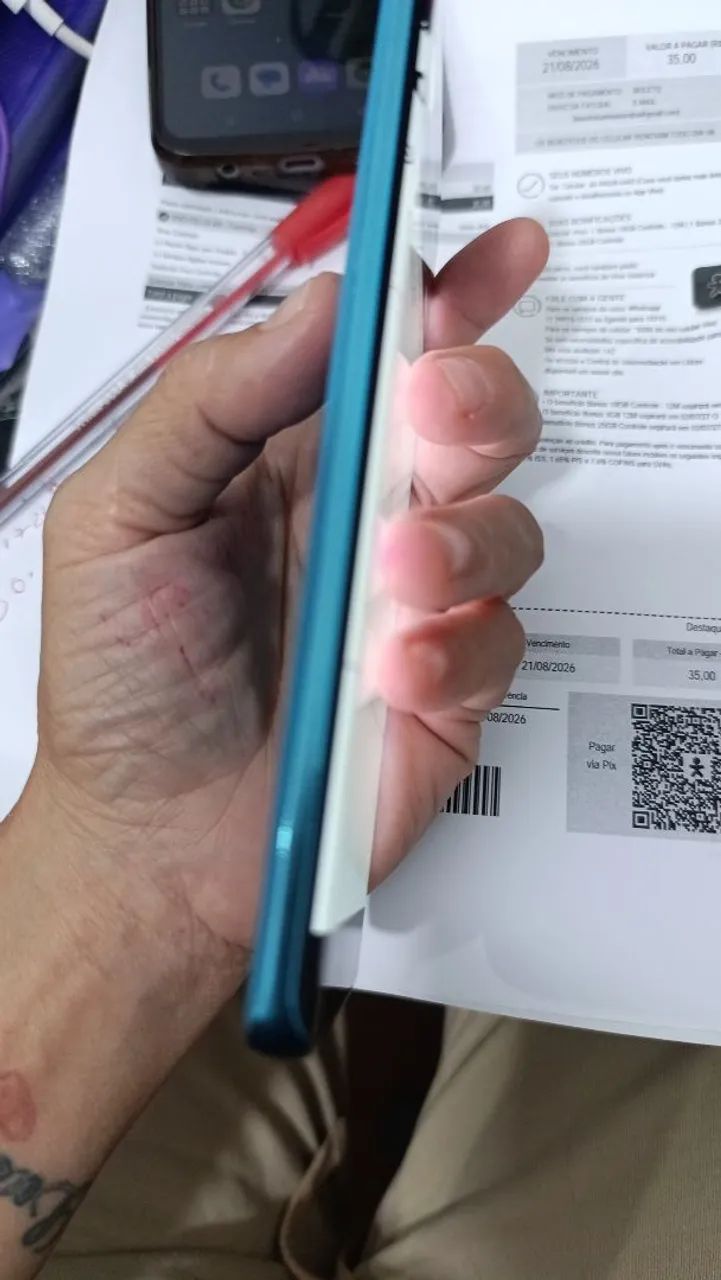 Célular Samsung semi novo - Foto 4