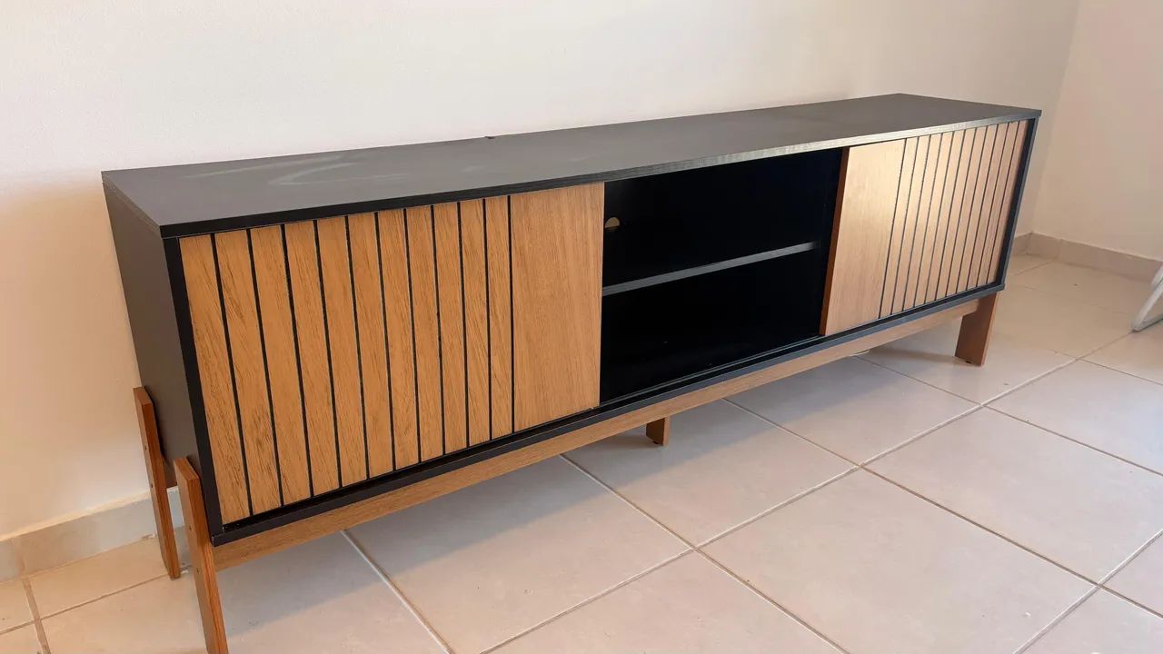 Rack para sala ripada 