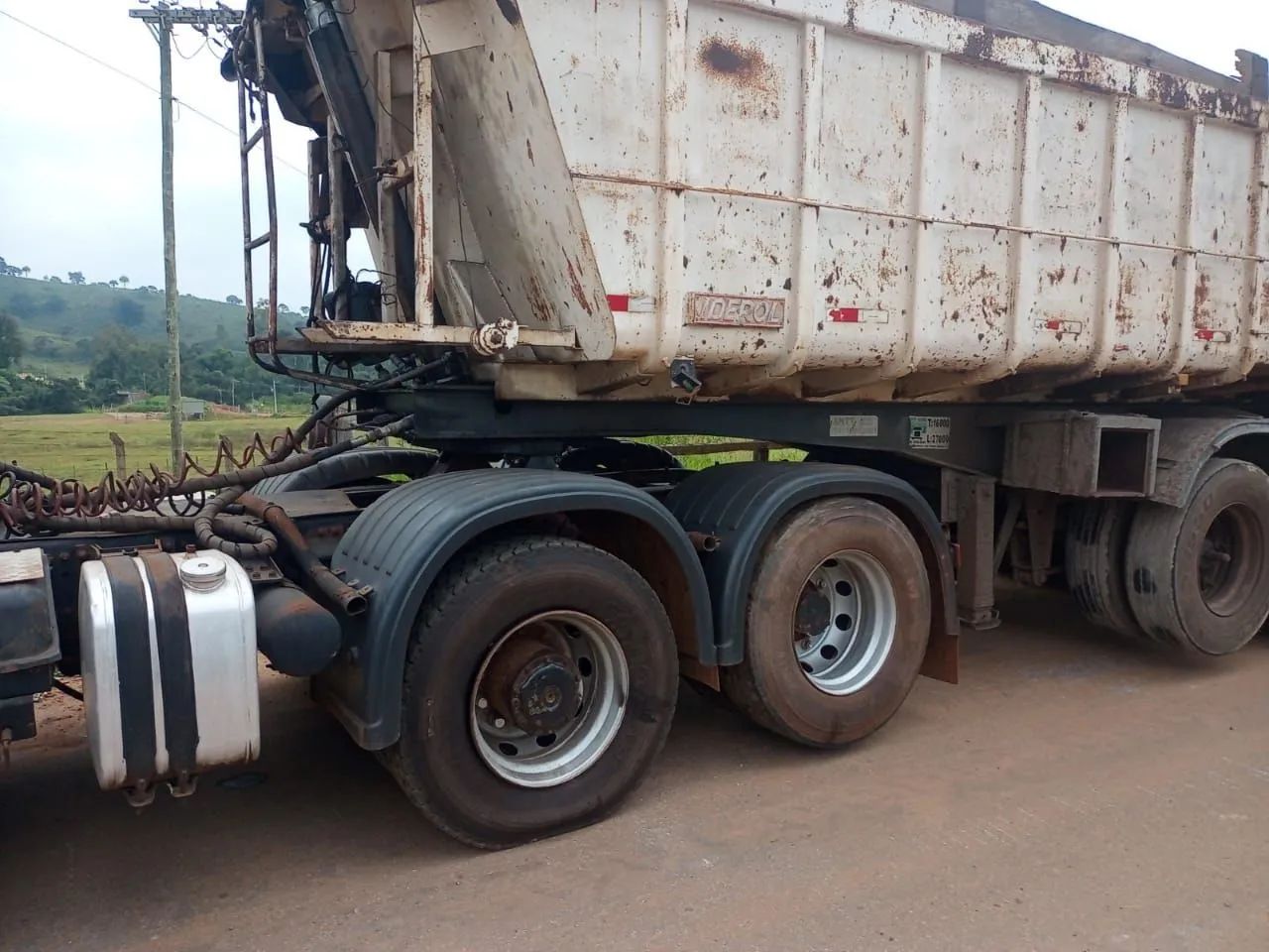 Carreta caçamba ideral 1997. - Foto 10