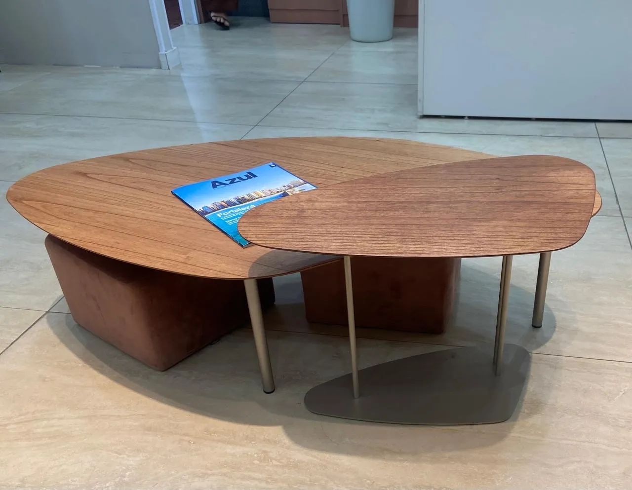 Poltronas + mesinhas de centro  - Foto 4