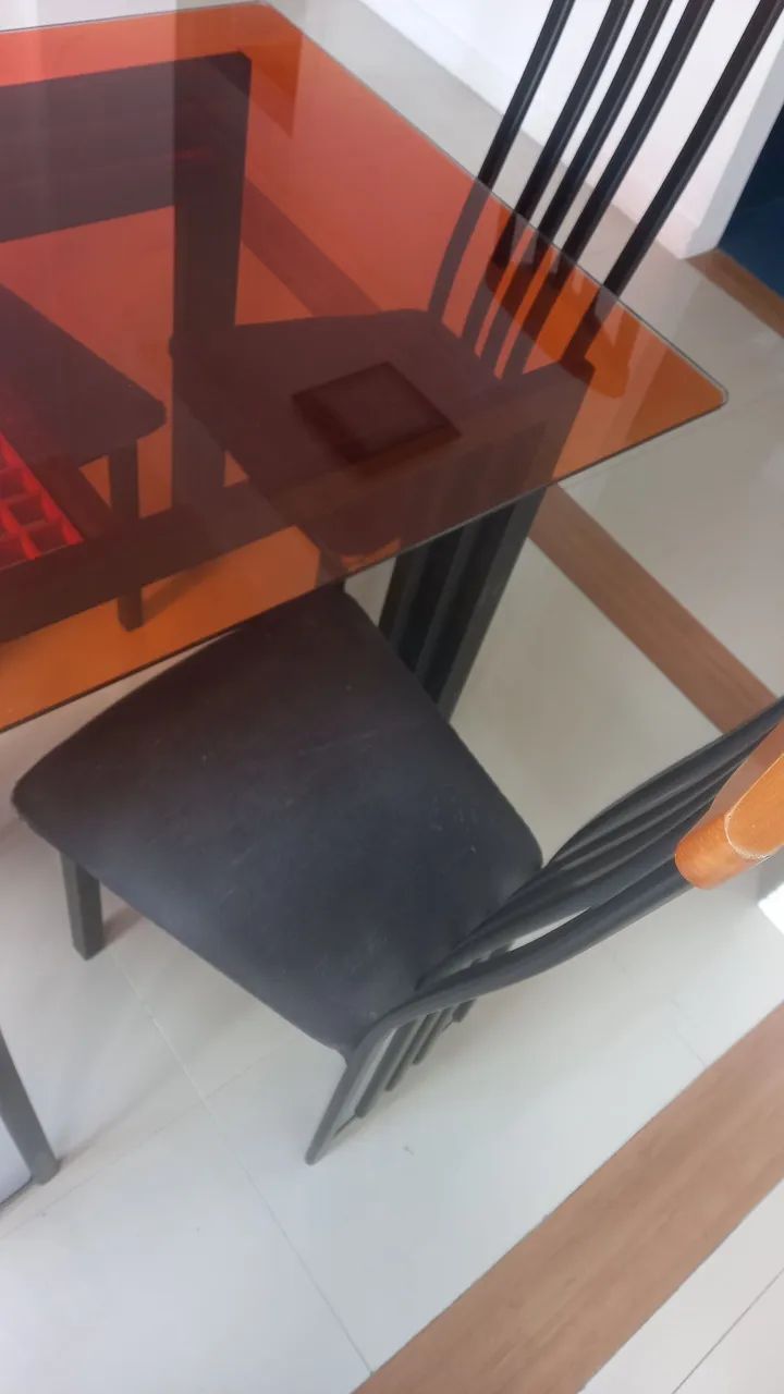 Mesa com 6 cadeiras - Foto 3