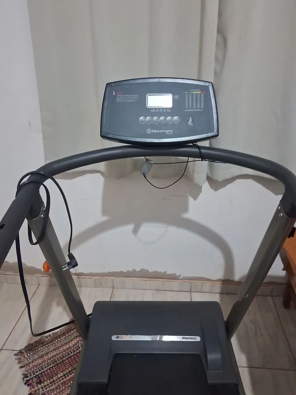 Esteira Perform Movement R3 Usada 