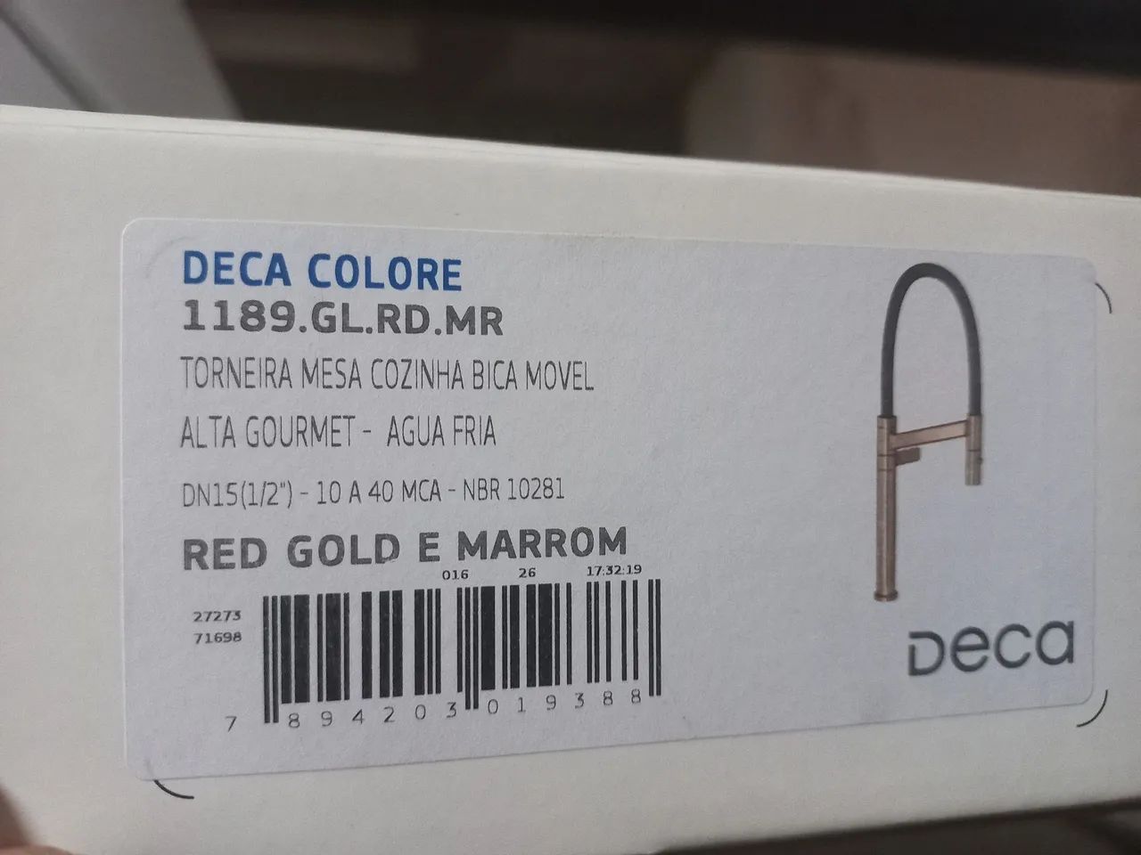 Torneira deca colore. R$:2.000