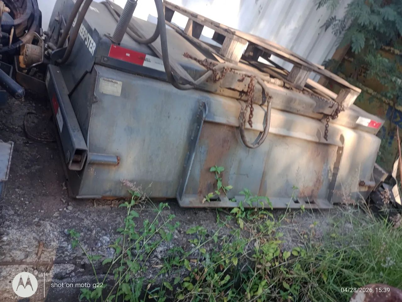 Vassoura hidráulica 84 polegadas para uso em Bob cat - Foto 4