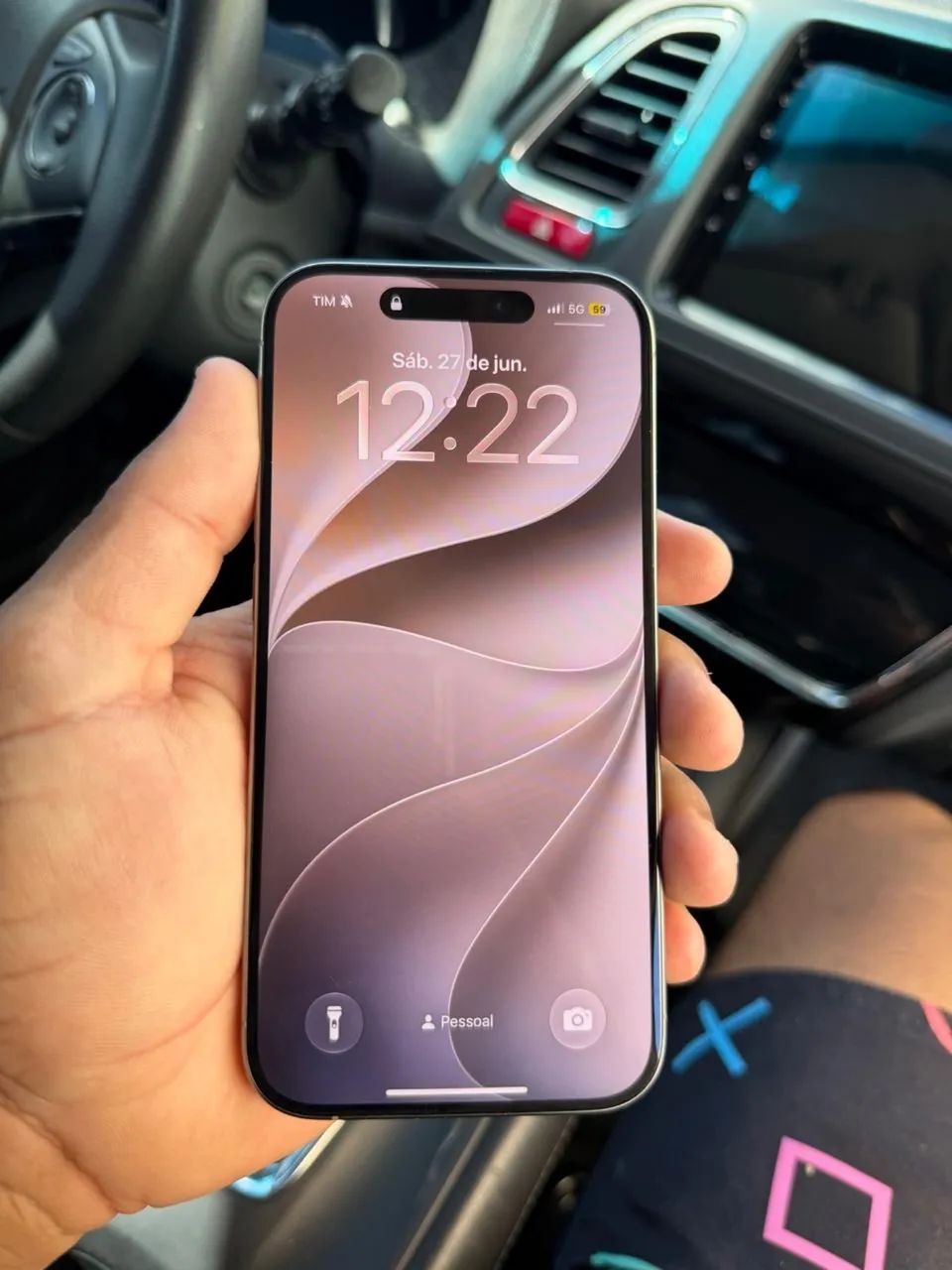 iPhone 15 pro 128 natural 