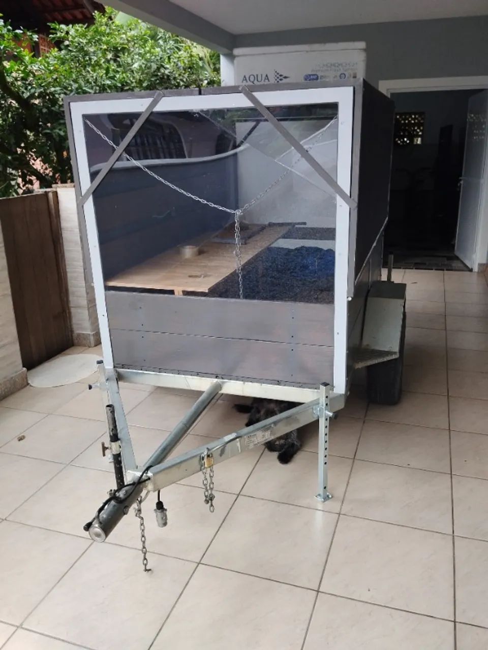 Carretinha reboque adaptada para camping