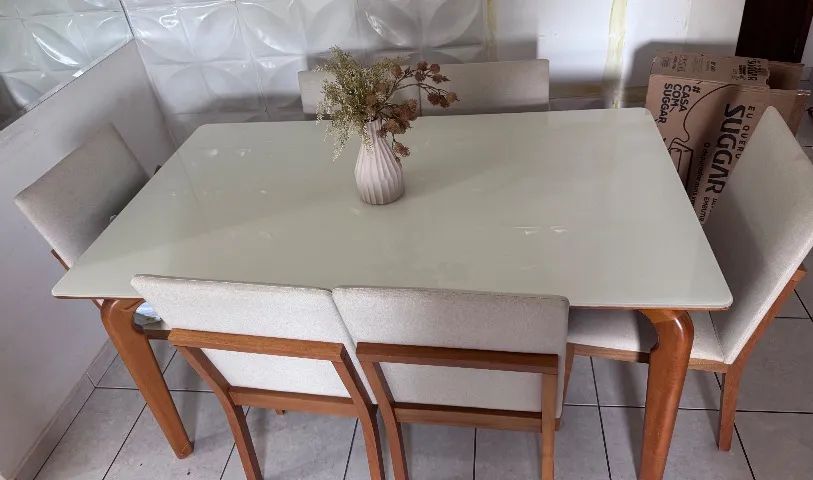 Mesa de jantar 1,60x0,90 com 6 cadeiras - Foto 3