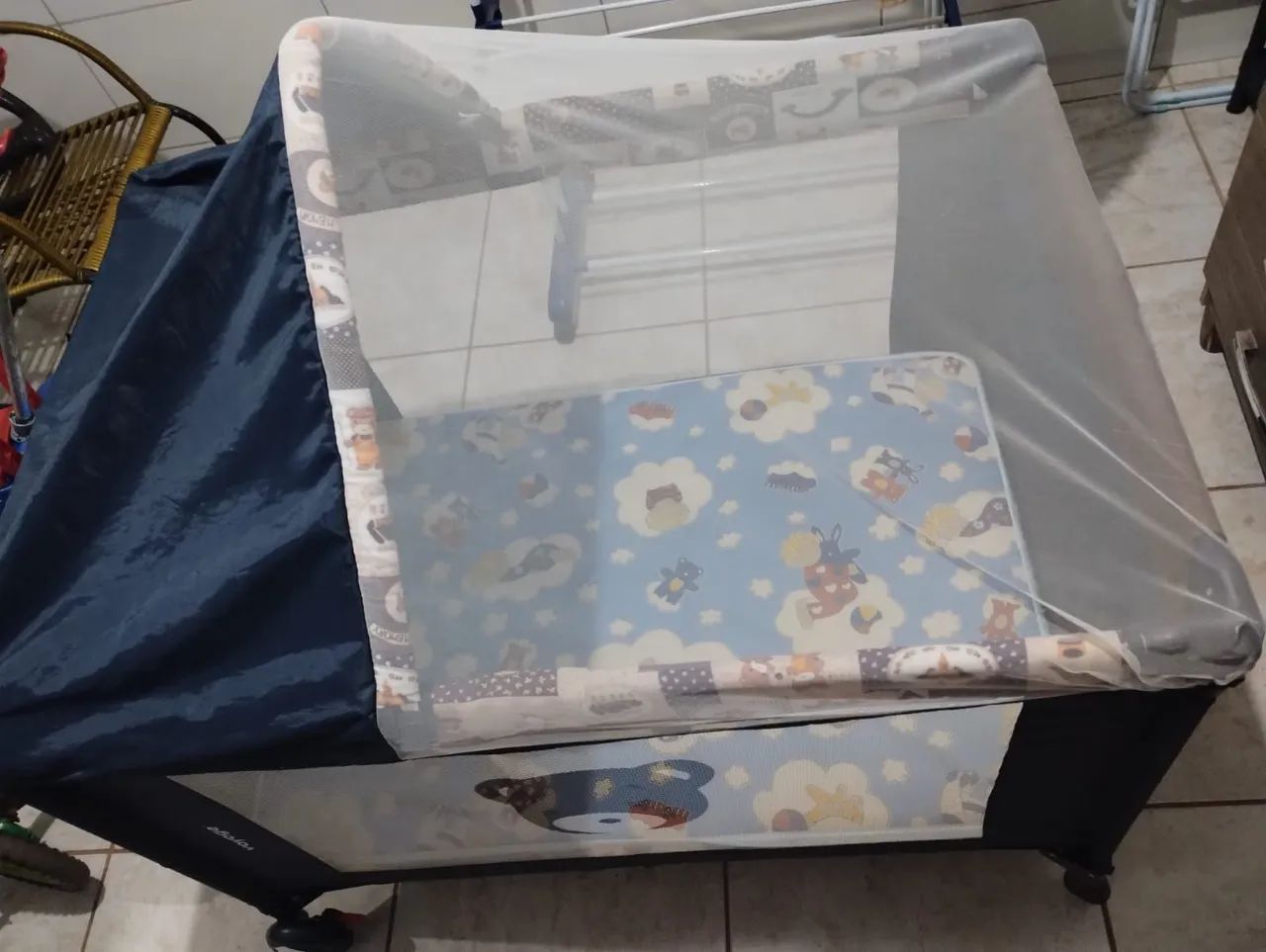 Vendo este berço portátil 
