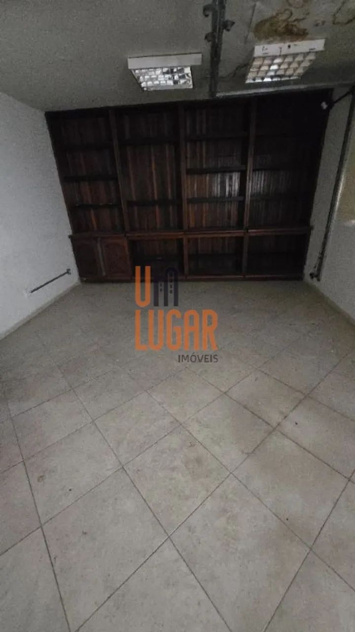Amplo prédio comercial de 3 pavimentos para aluguel ou venda na travessa Quintino Bocaiúva - Foto 10