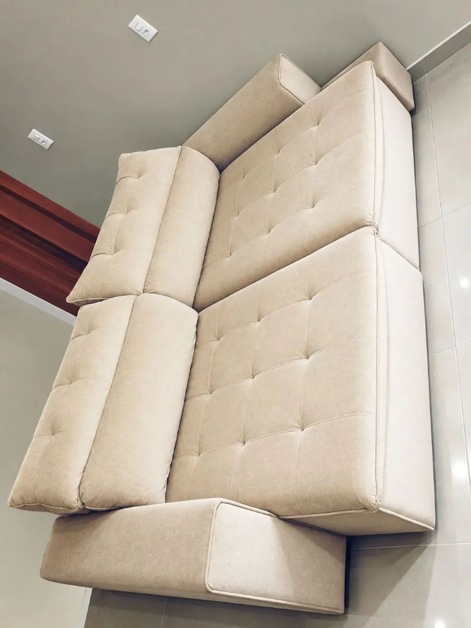 Vendo rack e sofá retrátil  - Foto 2
